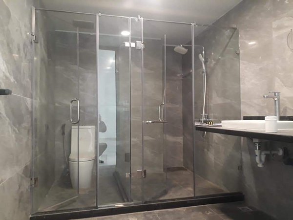 Mẫu phòng tắm kính đẹp nhất 2024 - Trải nghiệm không gian tắm tuyệt vời nhất với mẫu phòng tắm kính đẹp nhất năm