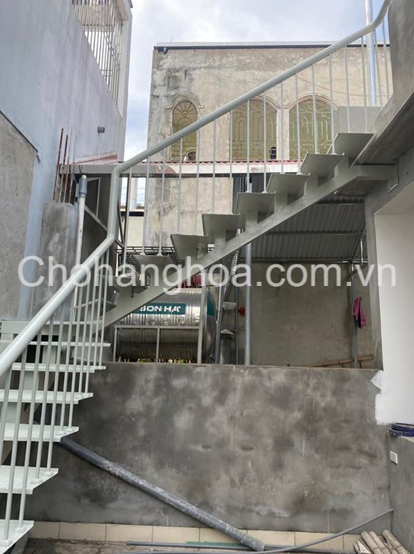 Báo Giá Cầu Thang Sắt Ngoài Trời Mới Nhất – Rẻ Mà Chất Lượng Bất Ngờ! Cau thang sat ngoai troi 11