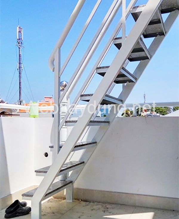 Báo Giá Cầu Thang Sắt Ngoài Trời Mới Nhất – Rẻ Mà Chất Lượng Bất Ngờ! Cau thang sat ngoai troi 16